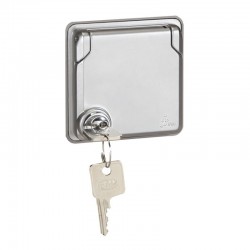 Kilitli Kapaklı priz 16A - 250V - 2P+T LEG-077837 Kilitli Kapaklı priz 16A - 250V - 2P+T LEG-077837